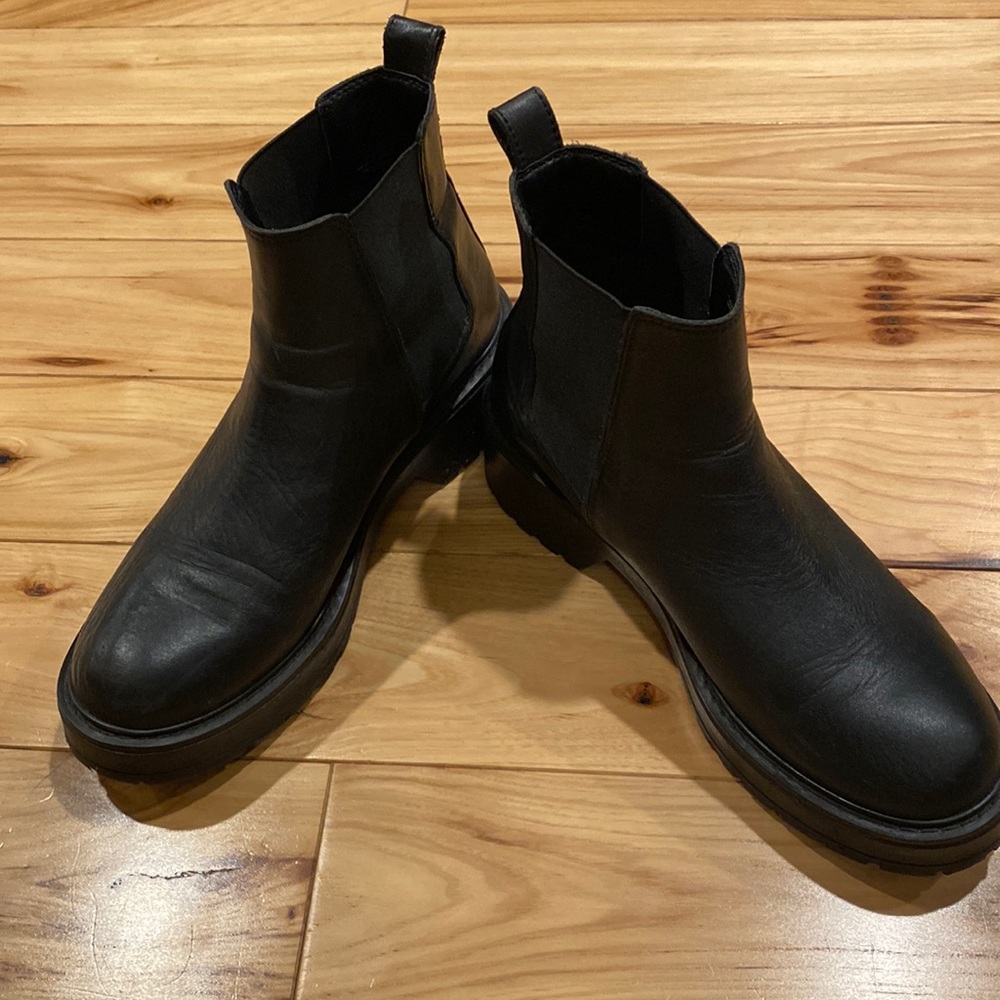 Steve Madden, boot, size 8M